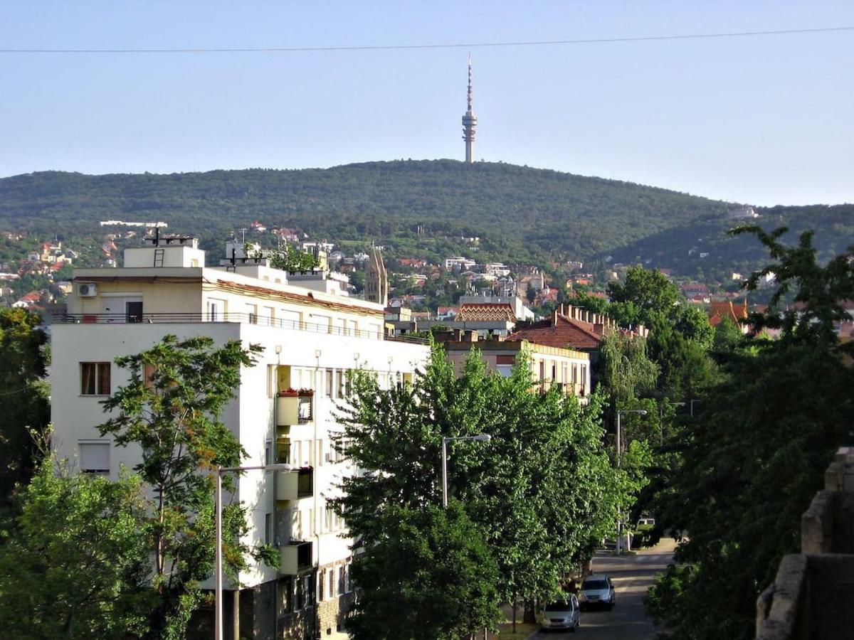 Startpont Apartman Pécs Zewnętrze zdjęcie